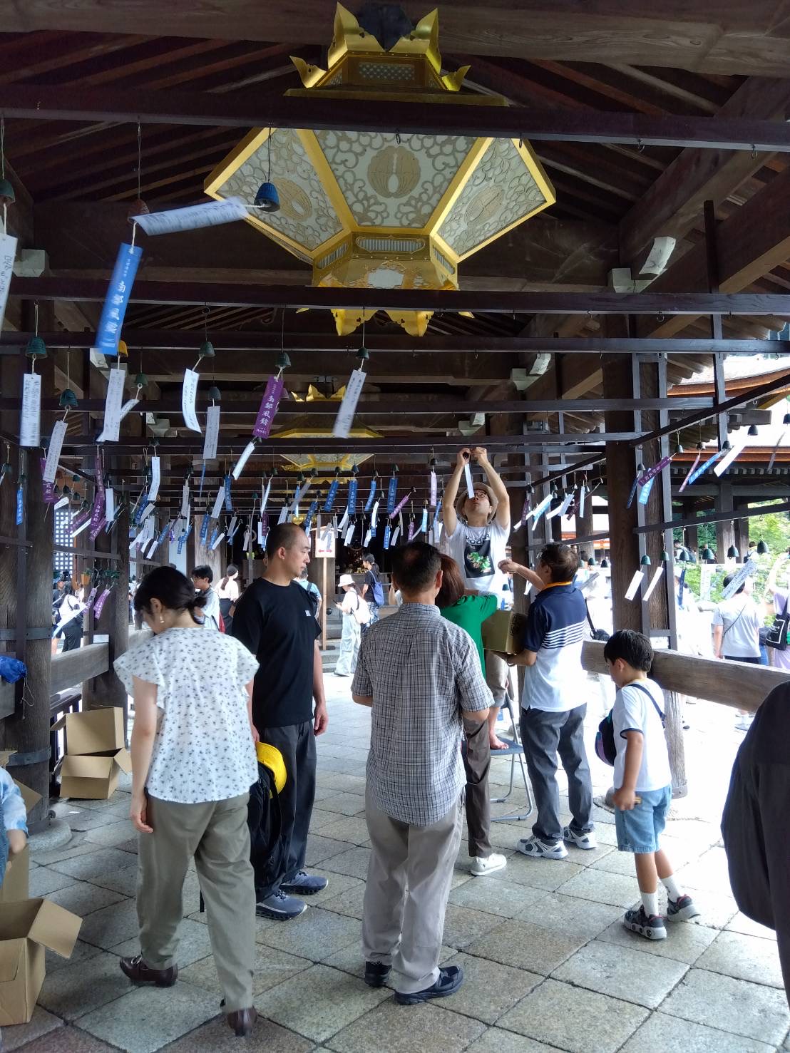 令和6年度（第15回）《京都清水寺で南部風鈴を愛でる会》の「法要・掛け初め式典・祝賀会」が7/31に開催され『関西奥州の会』から会長・副会長が出席されました。💓　南部風鈴の奏でる音色を聴いて下さい（動画）。💓